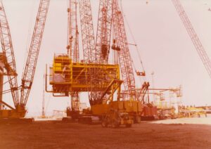 L10F-Gas-Field-1978-01.jpg
